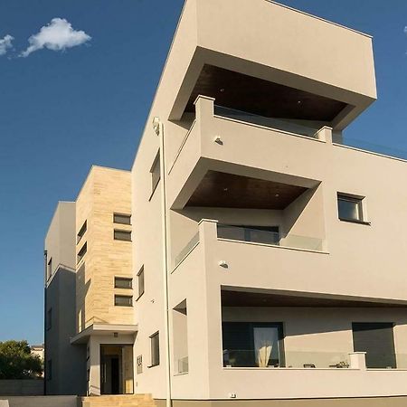 Apartmani Marinovic 자다르 외부 사진